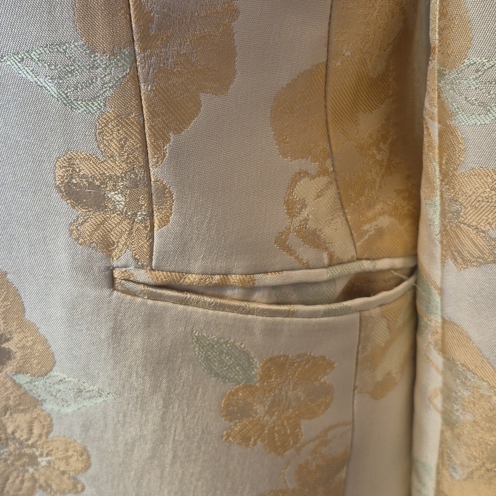 CALVIN KLEIN Metallic Floral Blazer - 4 - Picture 3 of 11